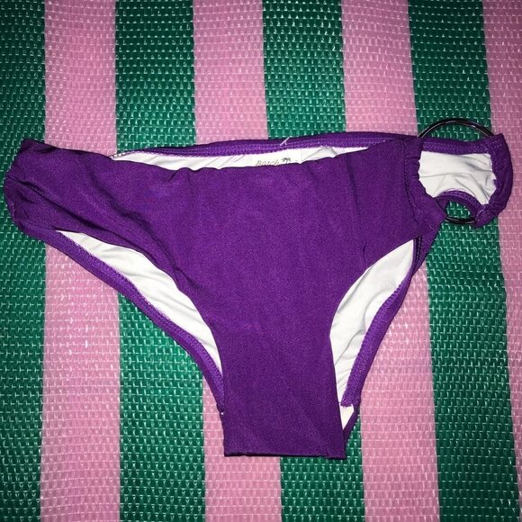 Beach Joy Size Small Purple Bikini Bottom With Large Metal Buckle. New With Tags - Picture 1 of 5